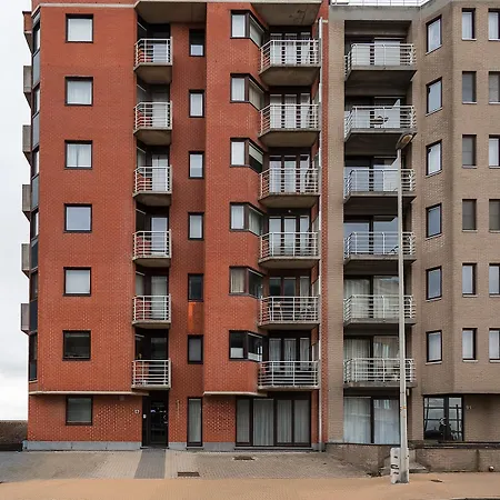 Ground Floor Sea View In Raversijde,