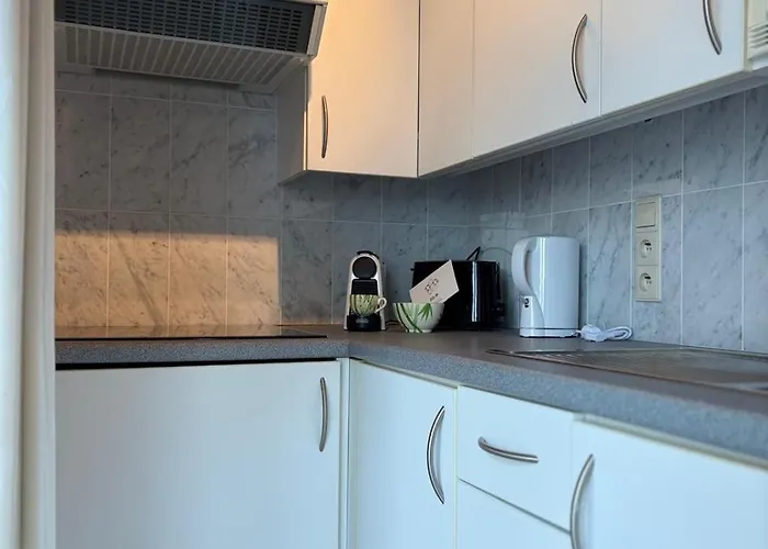 Ground Floor Sea View Raversijde Lets Go Getaways Apartament *